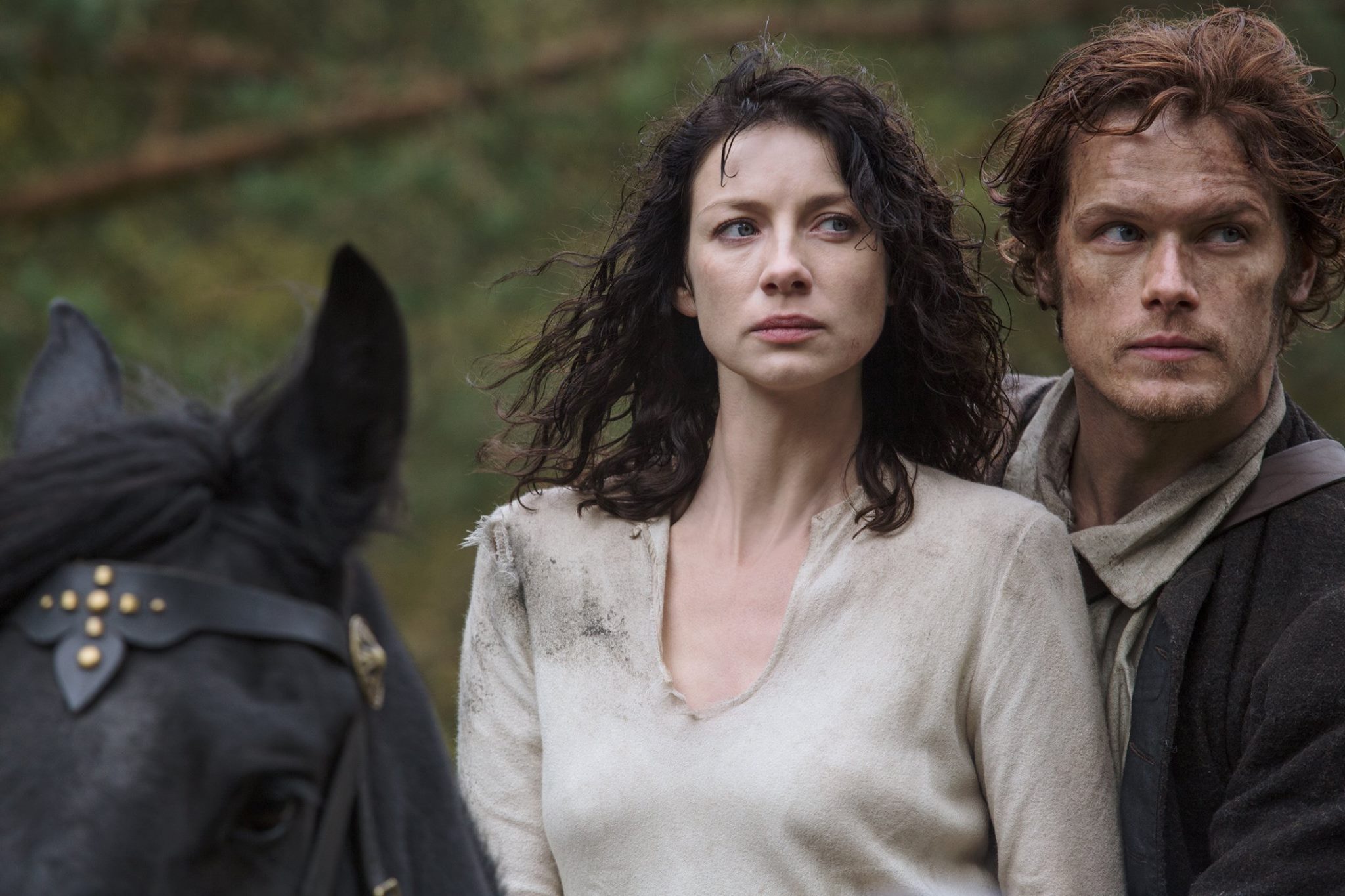 Official Still Jamie and Claire