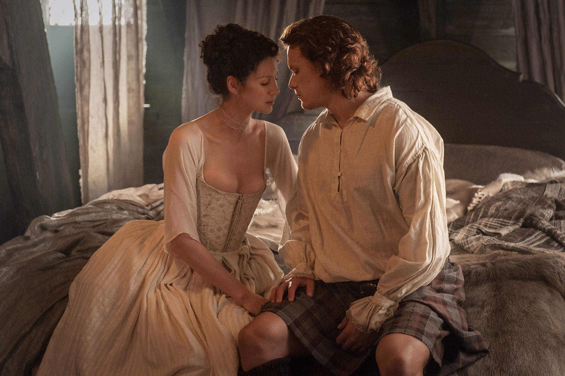 Post Premiere Official Photos From Outlander Episode 107 The