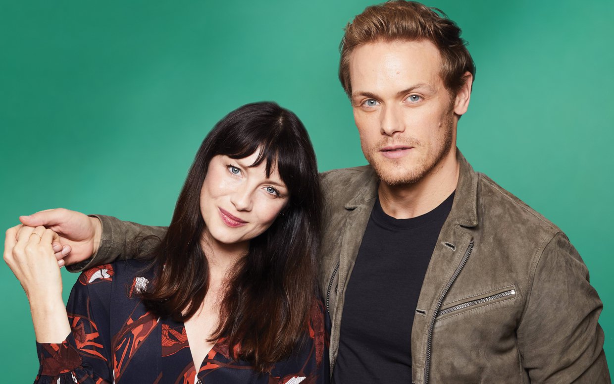 New Sam And Caitriona Interview Official Photo In Parade Magazine Outlander TV News