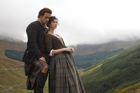 New/Old Season One Promotional Shots of Jamie and Claire in 'Outlander ...