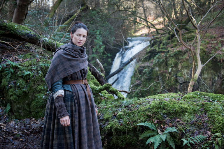 Official Photos From Outlander Episode 212 The Hail Mary