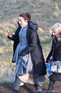 Behind the Scenes Photos of Sam and Caitriona Filming 'Outlander' in ...
