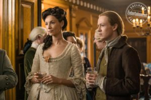 New Official Photos of Jamie, Claire, Ian, and Brianna | Outlander TV News